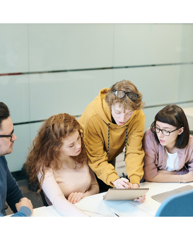 INGLESE UPPER INTERMEDIATE PLUS INGLESE UPPER INTERMEDIATE PLUS