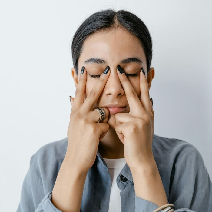 GINNASTICA FACCIALE PER UN EFFETTO LIFTING