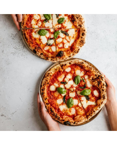 PAZZI DI PIZZA: pizza napoletana, romana, al tegamino e fritta PAZZI DI PIZZA: pizza napoletana, romana, al tegamino e fritta