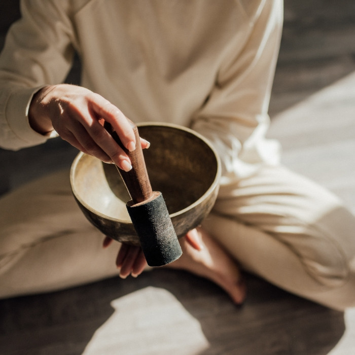 BAGNI SONORI VIBRAZIONALI CON LE CAMPANE TIBETANE