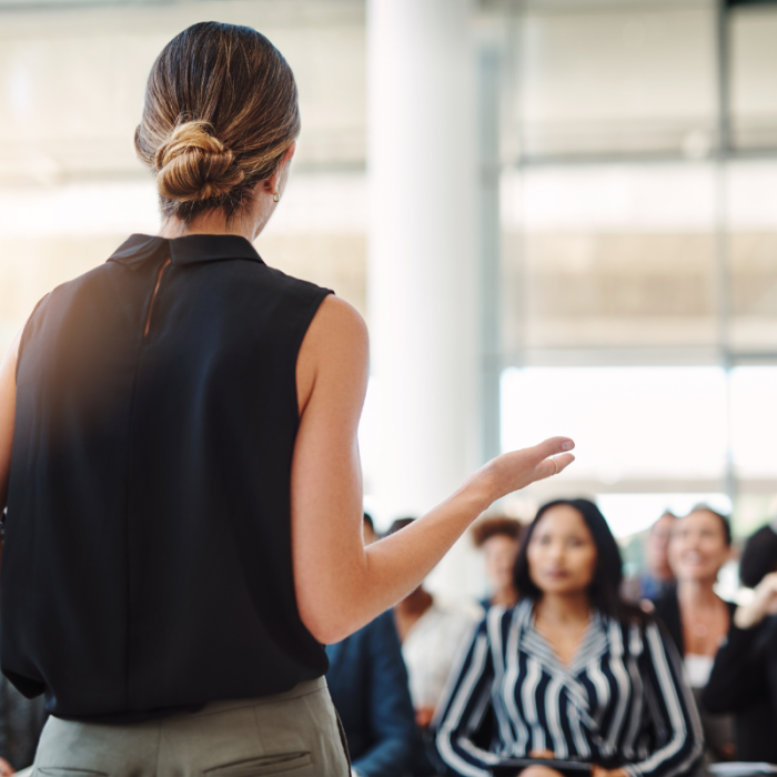 FATTI SENTIRE: tecniche per comunicare, gestire la critica, la timidezza e l'ansia