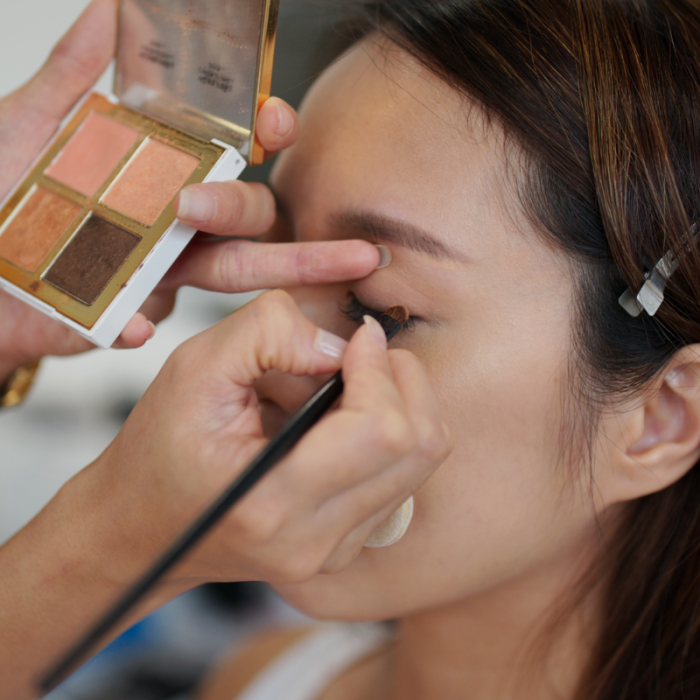 ESTATE GLOW: trucco fresco e a lunga tenuta