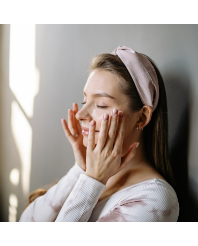 GINNASTICA FACCIALE E SKINCARE ESTIVA